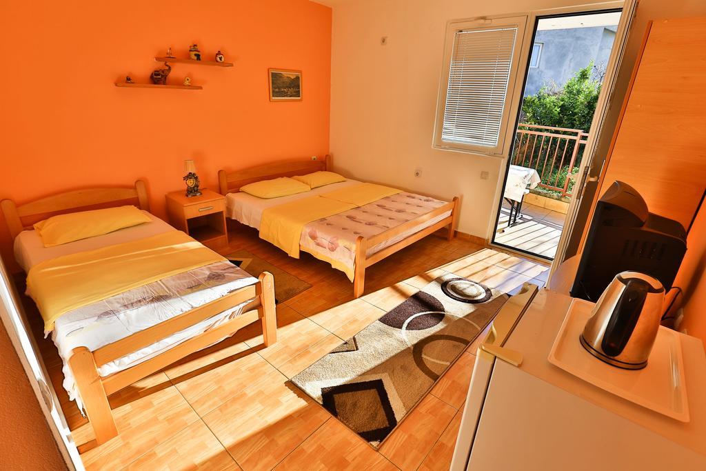 Apartments Vitic Sutomore Zimmer foto