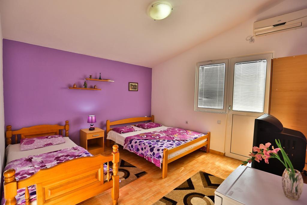 Apartments Vitic Sutomore Zimmer foto